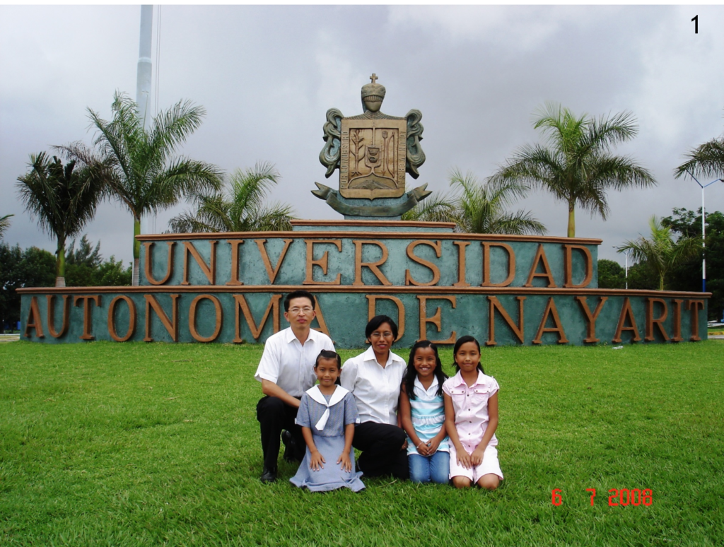 Family of Joshua Bae (2008)